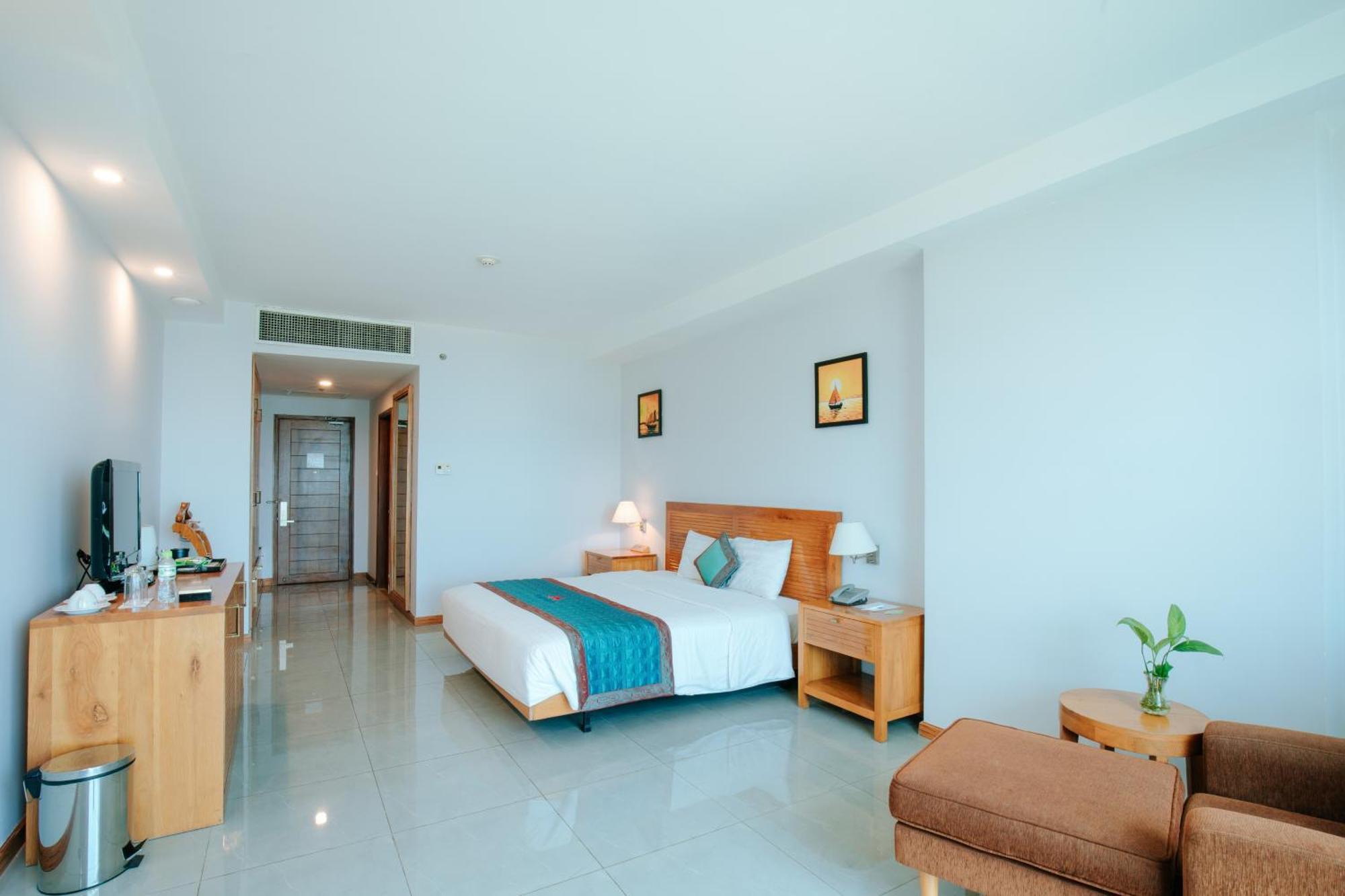 Petro Hotel Вунгтау Экстерьер фото