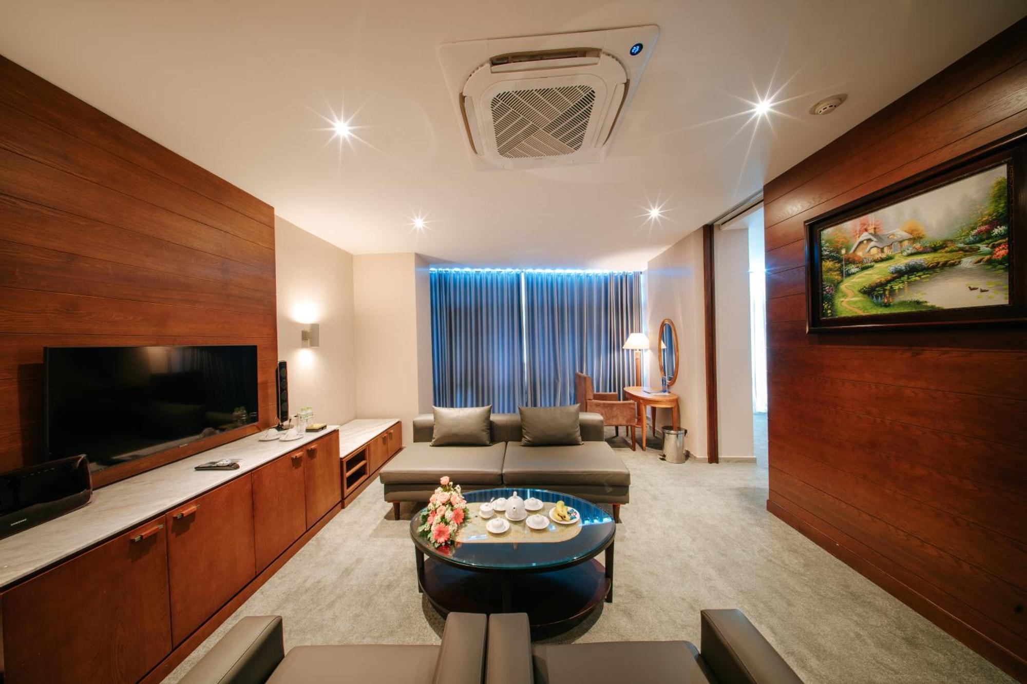 Petro Hotel Вунгтау Экстерьер фото